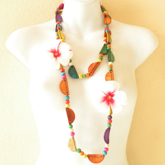 Multicolor Wooden Hand Crafted Beads Lei Necklace - Picture 1 of 6